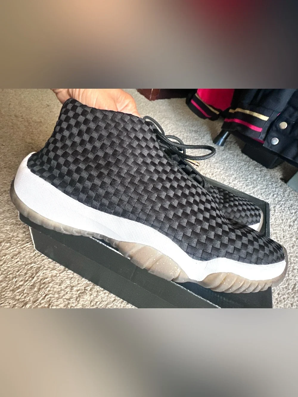 Air Jordan Future Men’s Black/White Mid Top Sneakers 656503-031 2018, Size 9.5